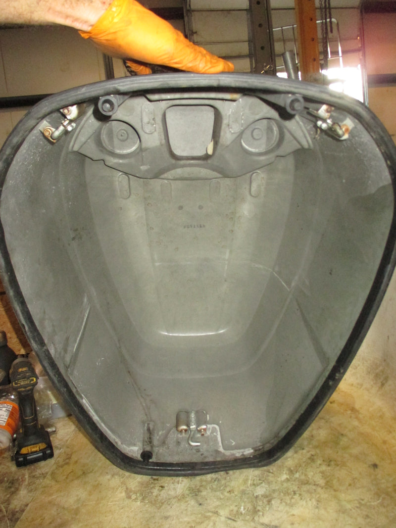 Yamaha 200hp OX66 2 stroke outboard Top Cowling