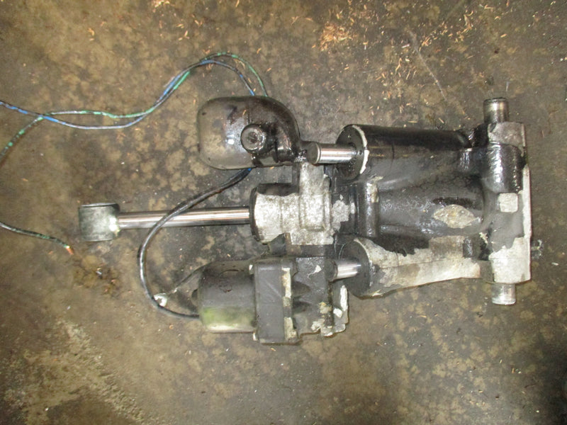 Johnson 115hp outboard tilt trim unit