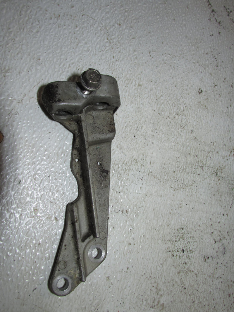 Johnson 90hp 60 Degree 2 Stroke Outboard Throttle and Shifter Cable Holder