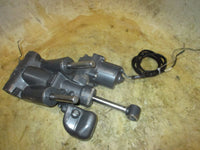 Load image into Gallery viewer, Yamaha 200hp OX66 2 stroke outboard Tilt Trim Unit
