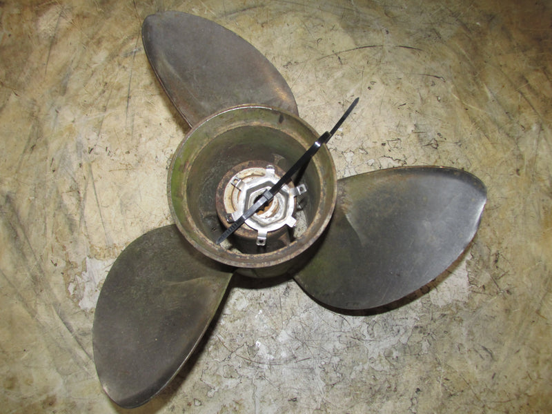 Johnson 70hp VRO 2 Stroke Outboard Stainless Steel Propeller (389948)