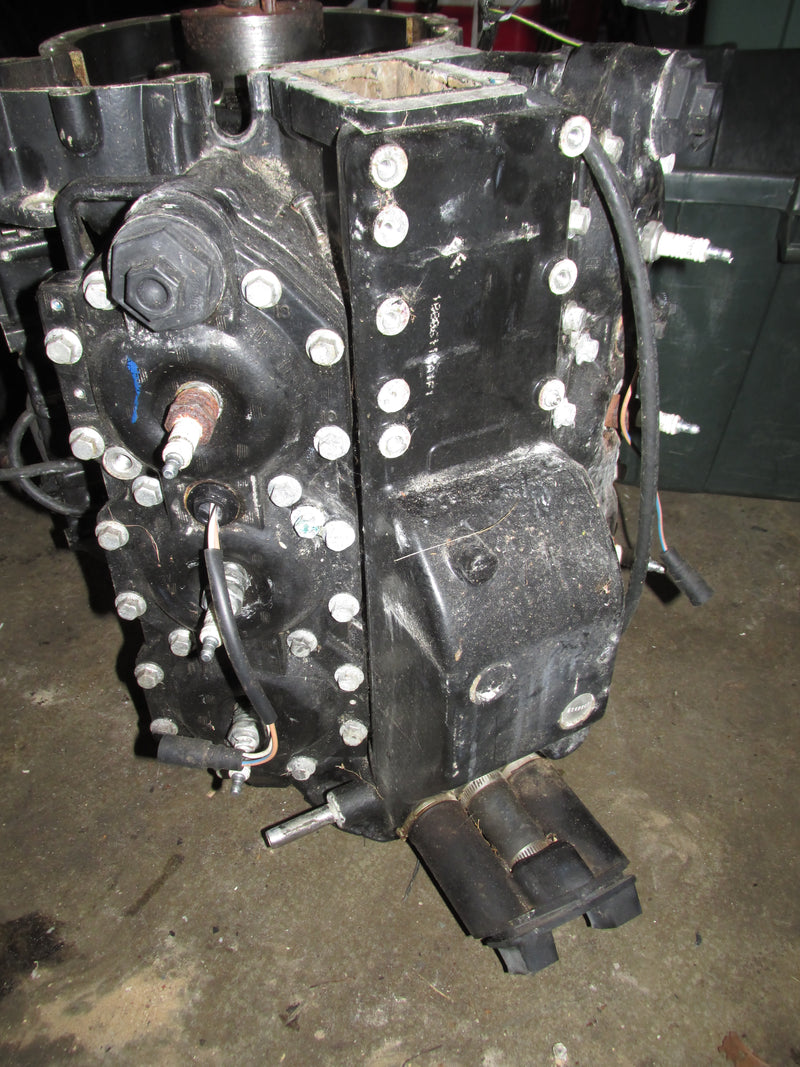 Johnson 150hp 60 Degree 2 Stroke Outboard Crankcase Powerhead