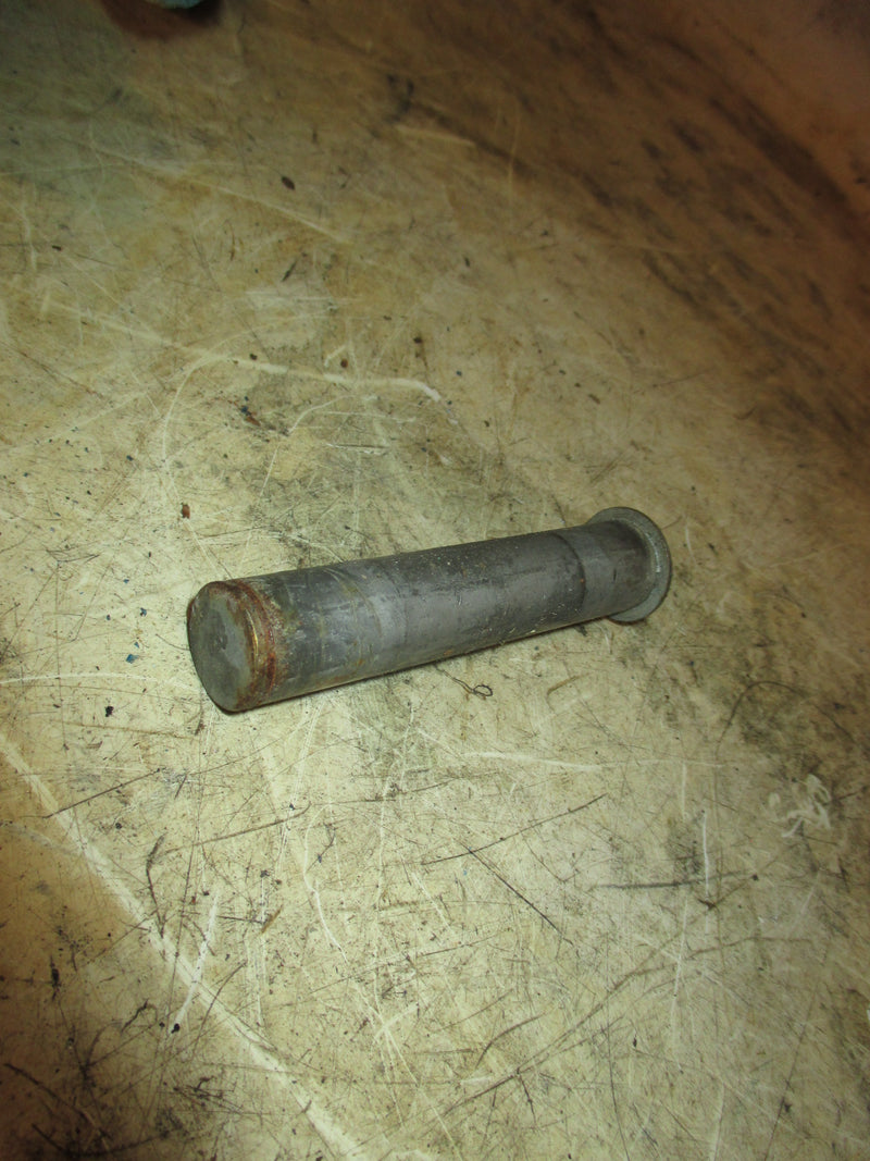 Yamaha 50hp 2 stroke outboard upper trim pin (6E5-43126-02)