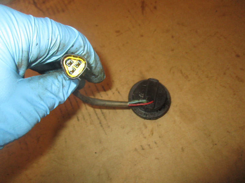 Yamaha 130hp 2 stroke outboard tilt trim switch (6R3-82563-00-00)