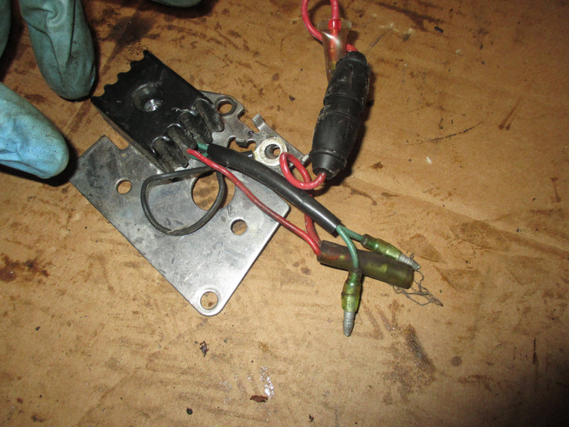 Yamaha 40hp precision blend outboard rectifier regulator (6A1-81970-61-00)