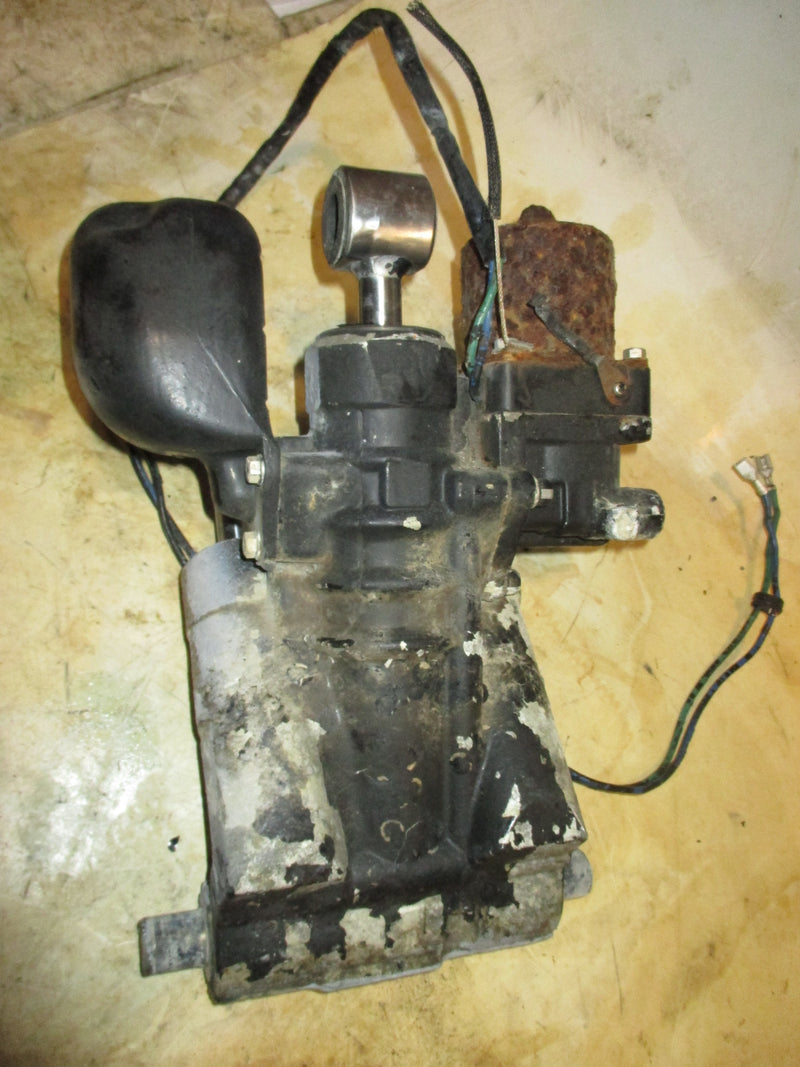 Johnson 200hp 2 stroke Ocean runner outboard tilt trim unit