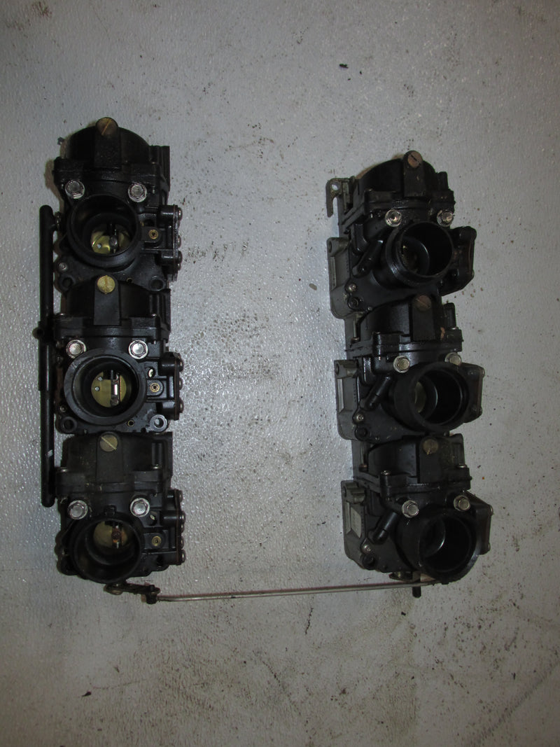 Johnson 150hp 60 Degree 2 Stroke Outboard Carburetor Set (5005556/557)