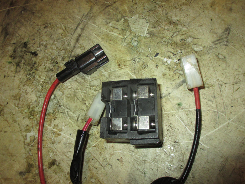 Yamaha 200hp OX66 2 stroke outboard Fuse Holder W/Harness and Fuses