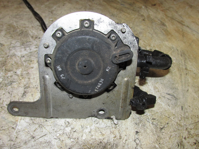 Johnson 70hp VRO 2 Stroke Outboard 3 Wire VRO Fuel Pump (174566)
