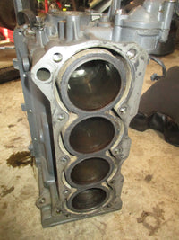 Load image into Gallery viewer, Suzuki DF60 4 stroke outboard crankcase block
