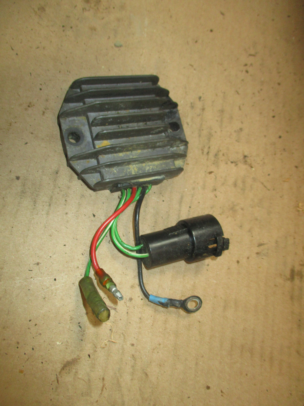 Mercury 50hp 4 stroke outboard rectifier regulator (825076)