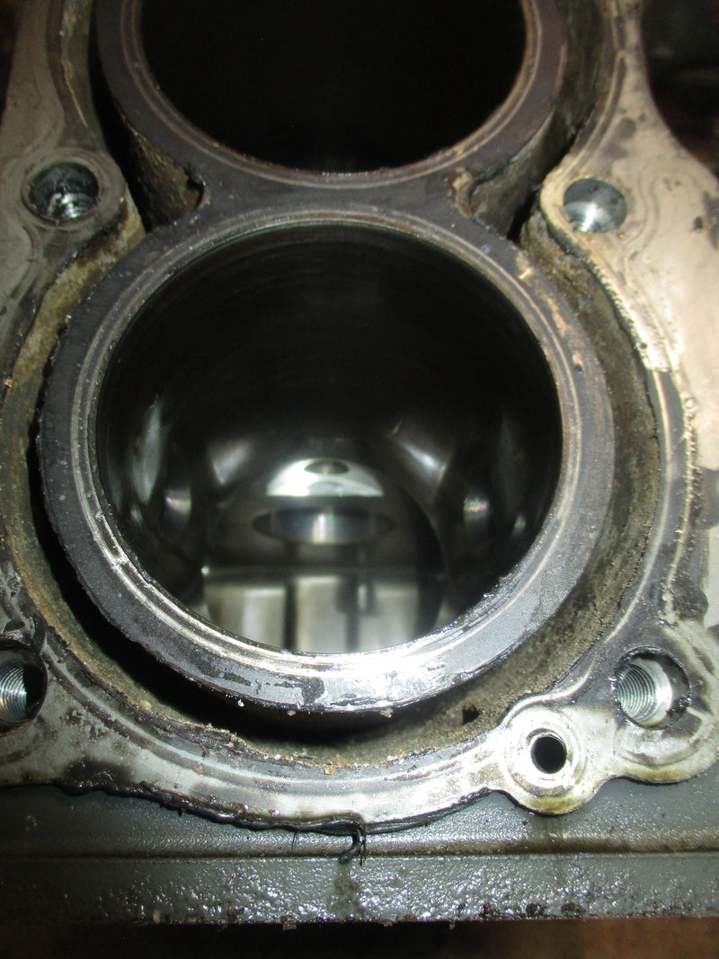 Suzuki DF60 4 stroke outboard crankcase block