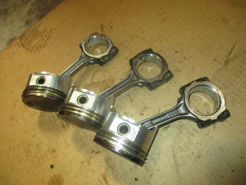 Suzuki DF60 4 stroke outboard piston and rod set of 3 (1211-99E01)