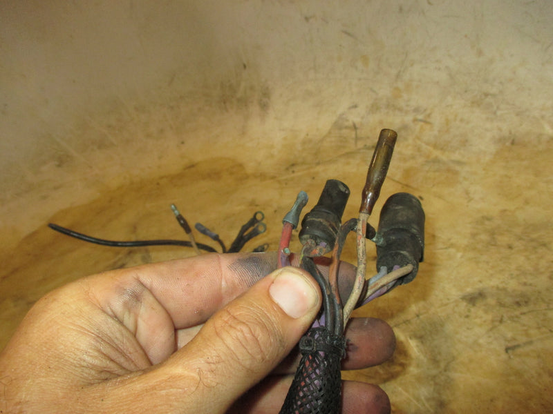 Johnson 40hp 2 stroke outboard engine wiring harness (584686) PARTS ONLY