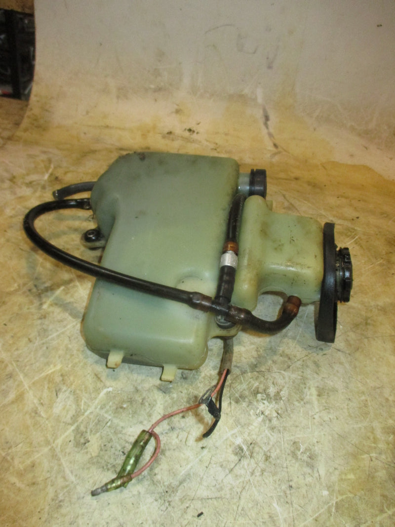 Yamaha 30hp precision blend 2 stroke outboard oil tank (6J8-42726-00)