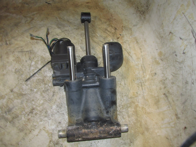 Johnson 70hp 2 Stroke Outboard Tilt Trim Unit