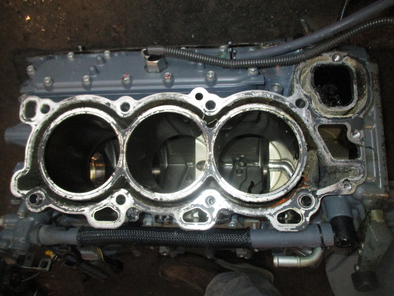 Yamaha 250hp 4 stroke outboard crankcase block SOLD AS IS