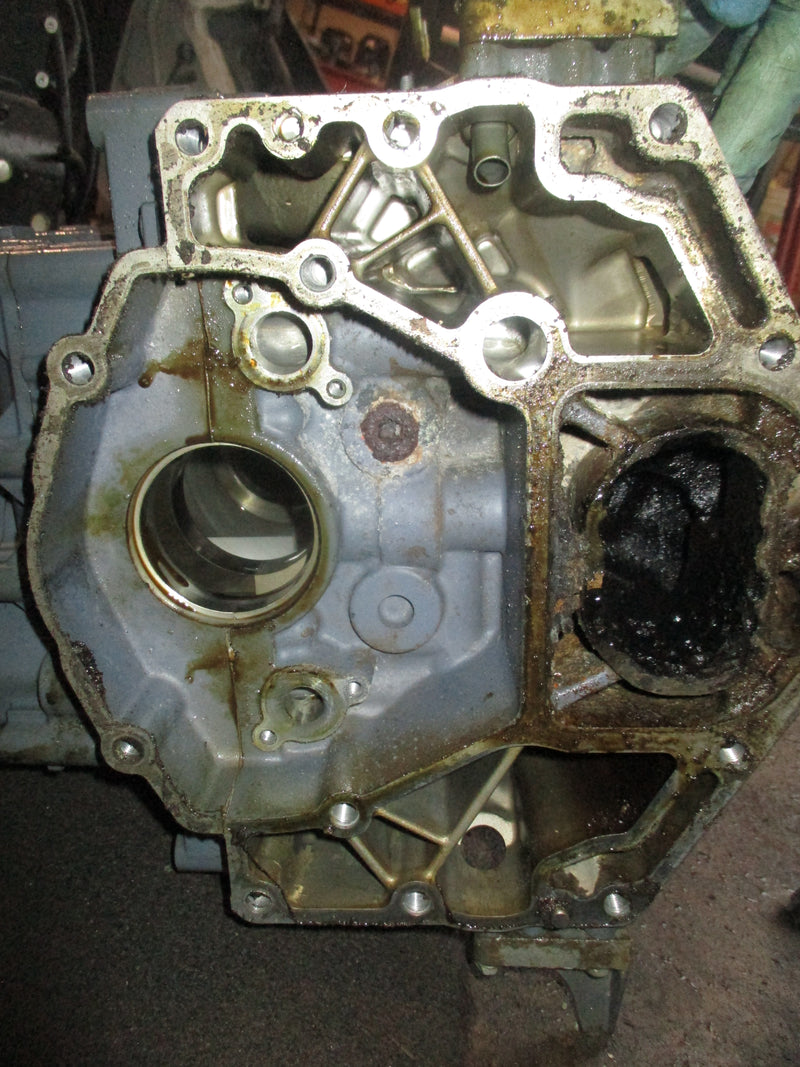 Yamaha 250hp 4 stroke outboard crankcase block SOLD AS IS