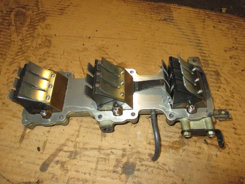 Yamaha 90hp 2 stroke outboard intake manifold with reeds (688-13624-00-00)