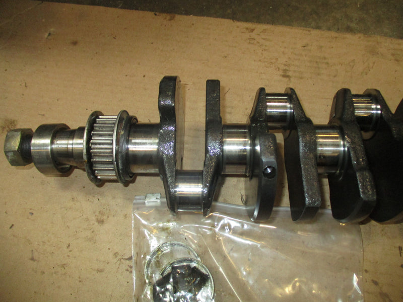 Mercury 50hp 4 stroke outboard crankshaft (831279A1)