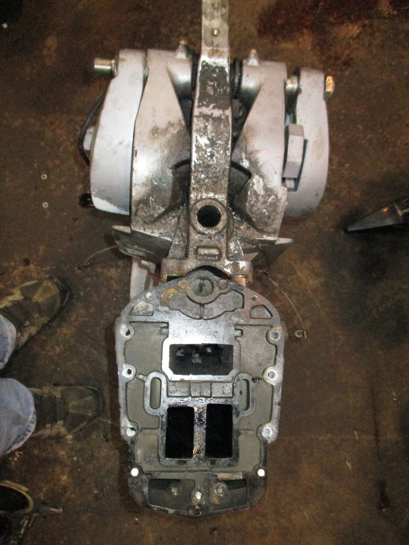 Johnson Ocean Pro 150hp outboard 25" midsection
