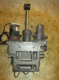 Load image into Gallery viewer, Suzuki DT150 150hp 2 stroke outboard Tilt Trim Unit
