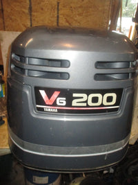 Load image into Gallery viewer, Yamaha OX66 200hp 2 stroke outboard Top cowing
