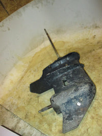 Load image into Gallery viewer, Evinrude 9.9hp 2 stroke outboard long shaft lower unit (PARTS)
