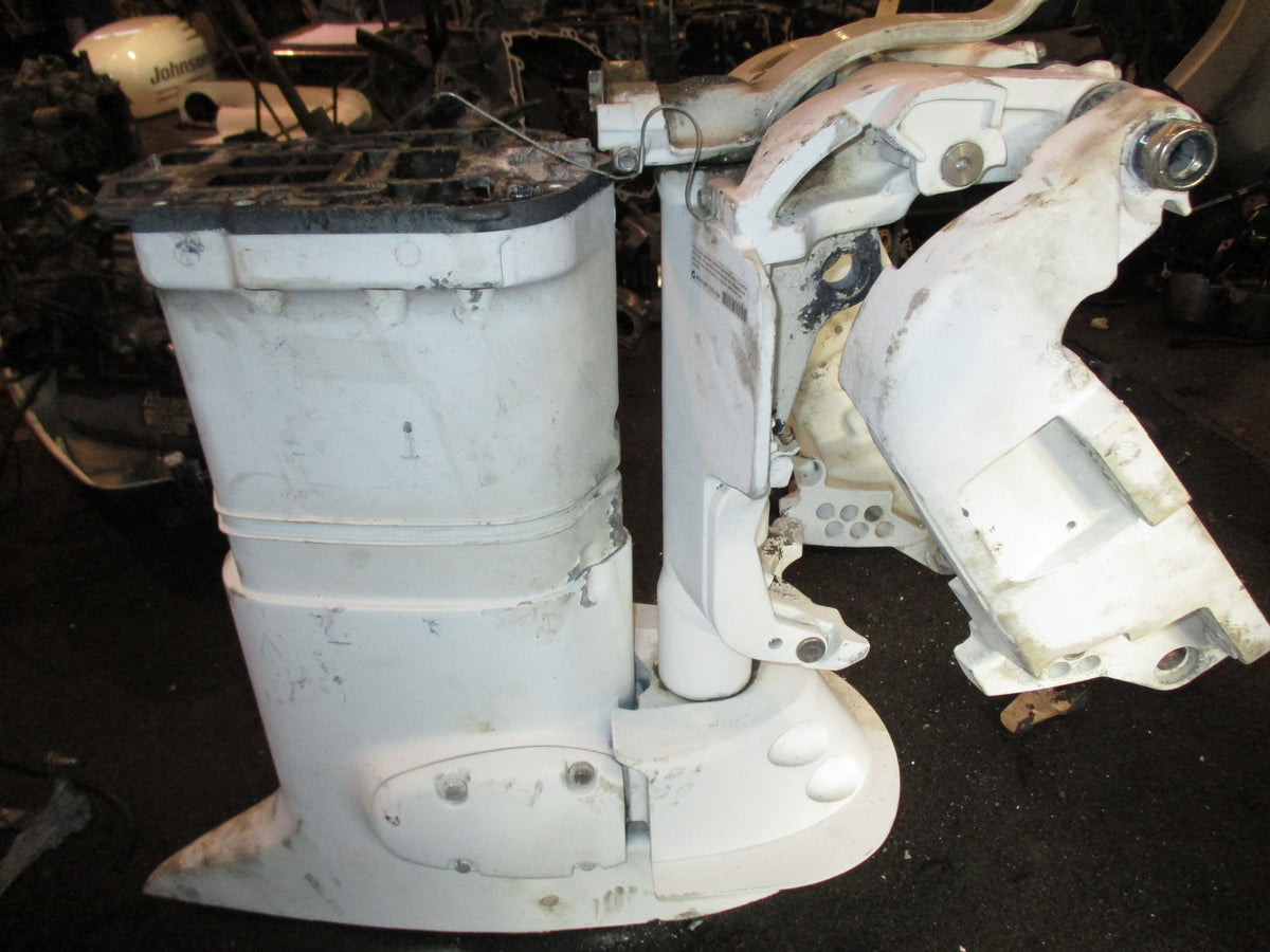 Johnson 115hp 2 stroke outboard 25" midsection