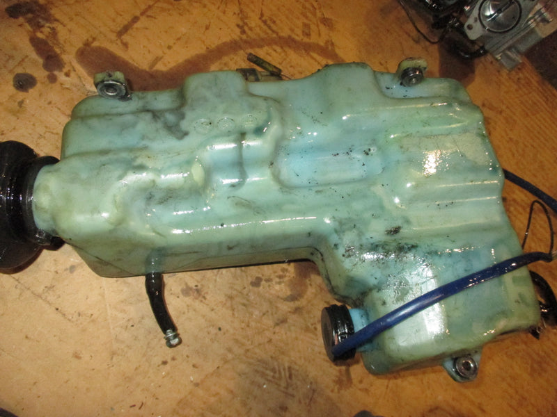 Yamaha 90hp 2 stroke outboard oil tank and sensor (6H1-21707-07-00)
