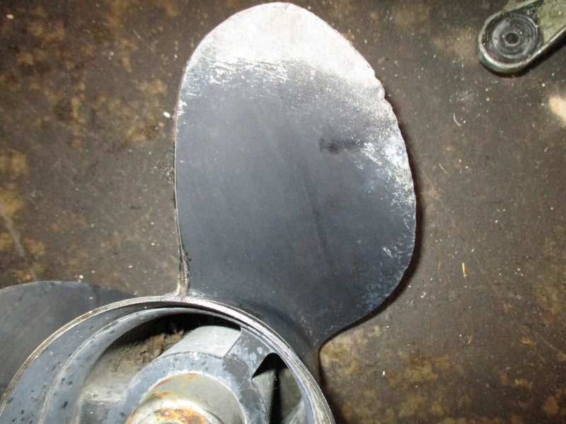 Johnson 115hp 2 stroke outboard aluminum prop 14 1/4 x 17