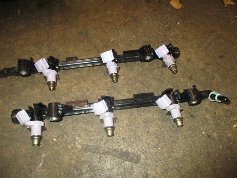 Yamaha 250hp 4 stroke outboard fuel rail and injector set (6P2-13160-10-00)