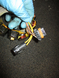 Load image into Gallery viewer, Johnson 115hp 2 stroke outboard stator (584849)
