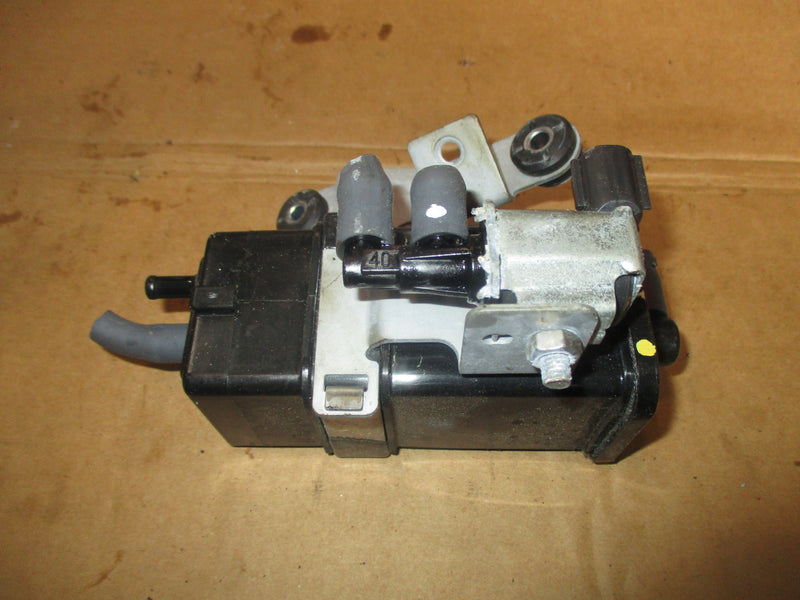 Yamaha 200hp 4 cyl 4 stroke outboard Air canister/ solenoid valve 6C5-86120