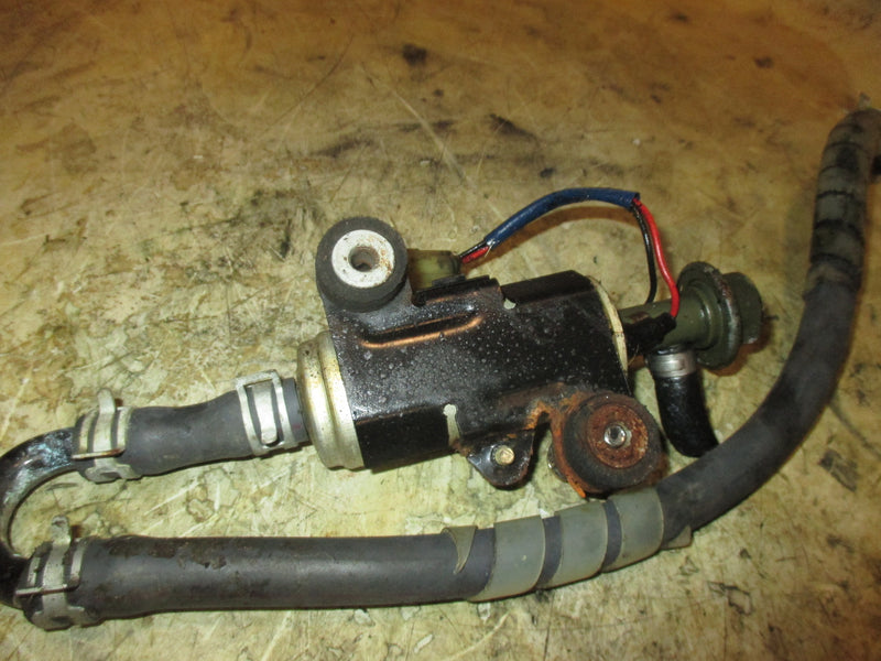 Suzuki DT150 150hp 2 stroke outboard Electric Fuel Pump (15100-94900)