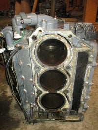 Load image into Gallery viewer, Suzuki DF200 200hp 4 stroke outboard crankcase block
