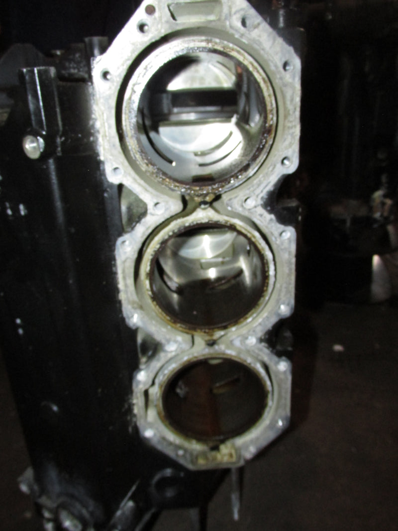 Mercury 225hp 3.0L Optimax 2 Stroke Outboard Crankcase Block (885-9811)