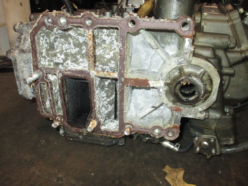 Suzuki DT 65hp 2 stroke outboard crankcase powerhead