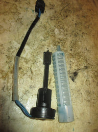 Load image into Gallery viewer, Yamaha 200hp OX66 2 stroke outboard Oil Tank Sensor (67H-85730-00-00)
