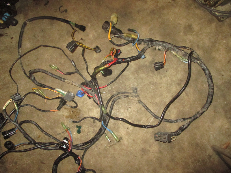 Yamaha 200hp OX66 2 stroke outboard Engine Wiring Harness (67H-82590-00-00)