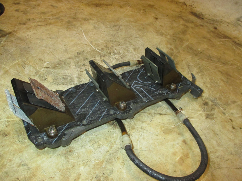 Yamaha 50hp 2 stroke outboard intake manifold and reeds (6H4-13641-02-94)