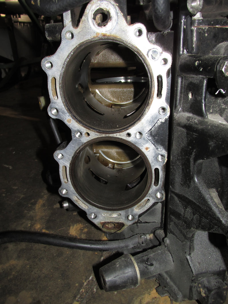 Evinrude Etec 115hp 2 Stroke Outboard Crankcase Block