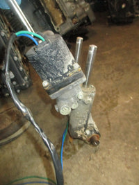 Load image into Gallery viewer, Yamaha 250hp VMAX SHO 4 stroke outboard Tilt Trim unit 6CB-43800-01
