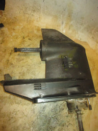 Load image into Gallery viewer, Nissan 40hp 2 stroke outboard 15" Shaft Lower Unit
