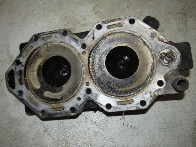 Evinrude Etec 115hp 2 Stroke Outboard Starboard Cylinder Head (352178)