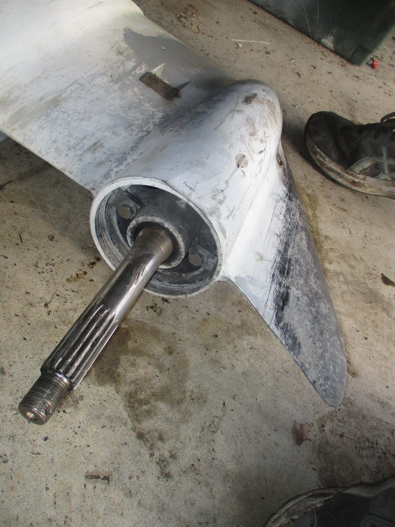 Johnson/ Evinrude 150hp outboard 25" lower unit
