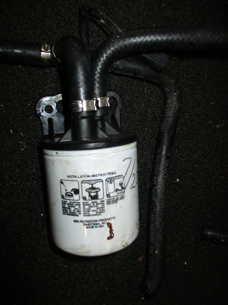 Evinrude ETEC 300hp 2 stroke outboard fuel water separator and sensor (5006064)
