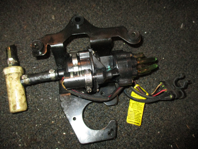 Evinrude ETEC 300hp 2 stroke outboard oil injector (5007849)