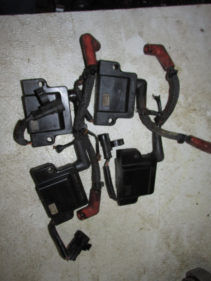 Evinrude Etec 115hp 2 Stroke Outboard Ignition Coil Set (586980)