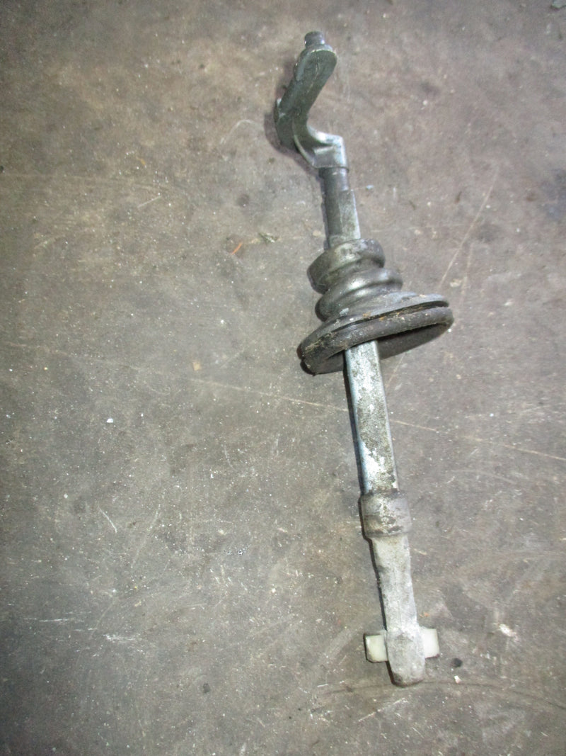 Evinrude 25hp 2 stroke outboard throttle bracket (385509)